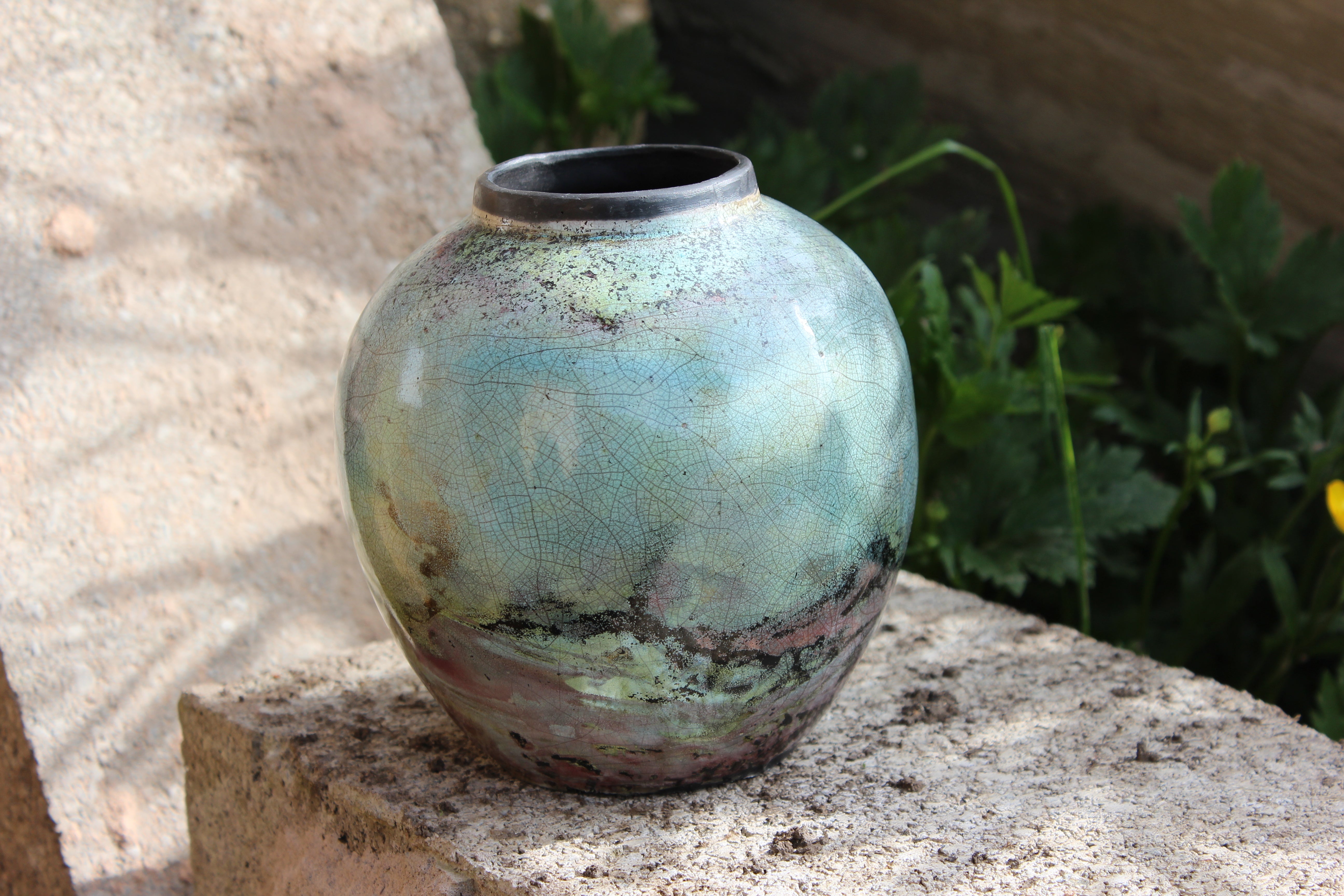 From Tea Ceremony to Studio Shelf: The Allure of Raku Pottery ...