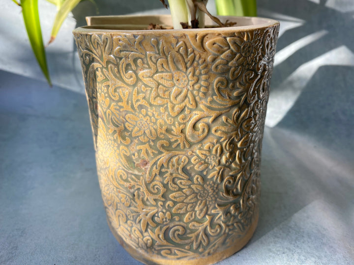 Decorative vase