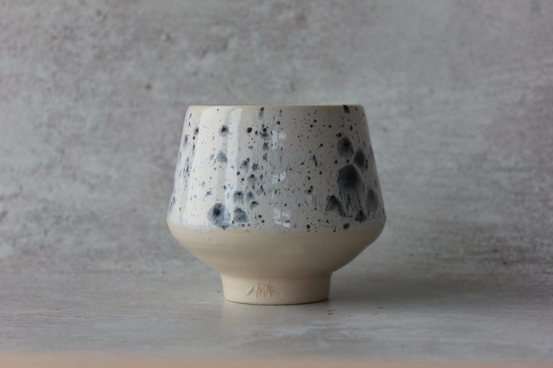 The Pedestal Cup (Ink-Spot Blue/Grey)