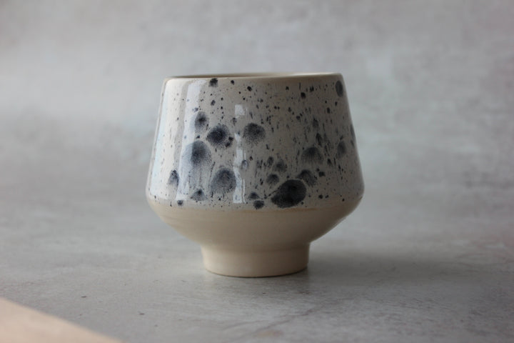 The Pedestal Cup (Ink-Spot Blue/Grey)