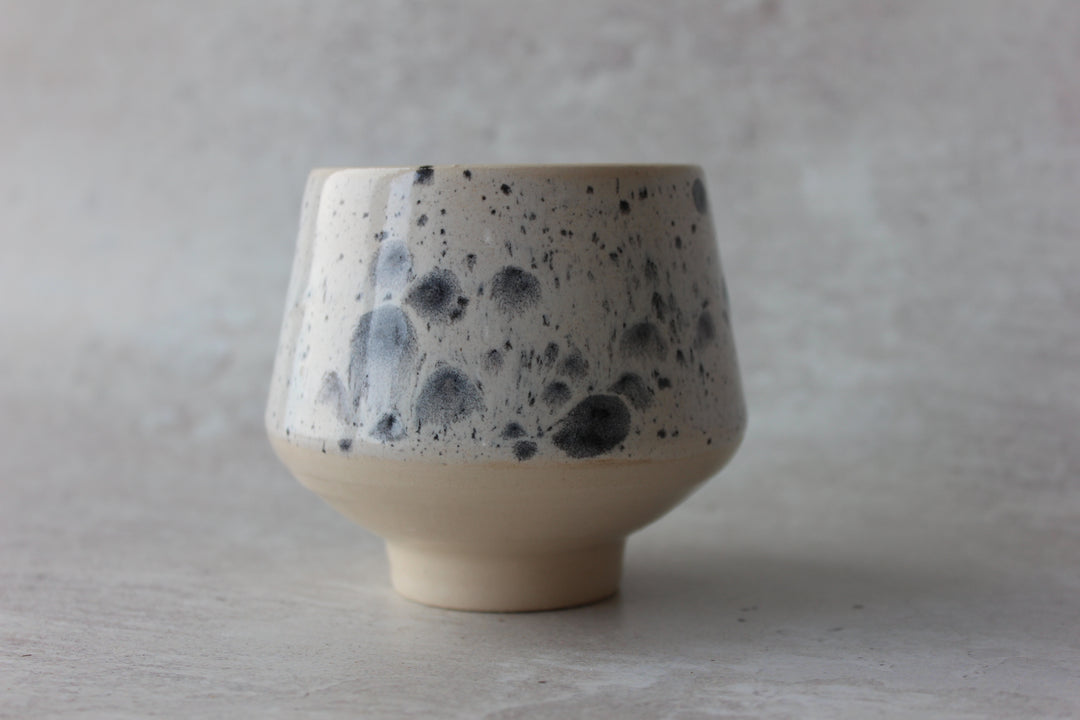 The Pedestal Cup (Ink-Spot Blue/Grey)
