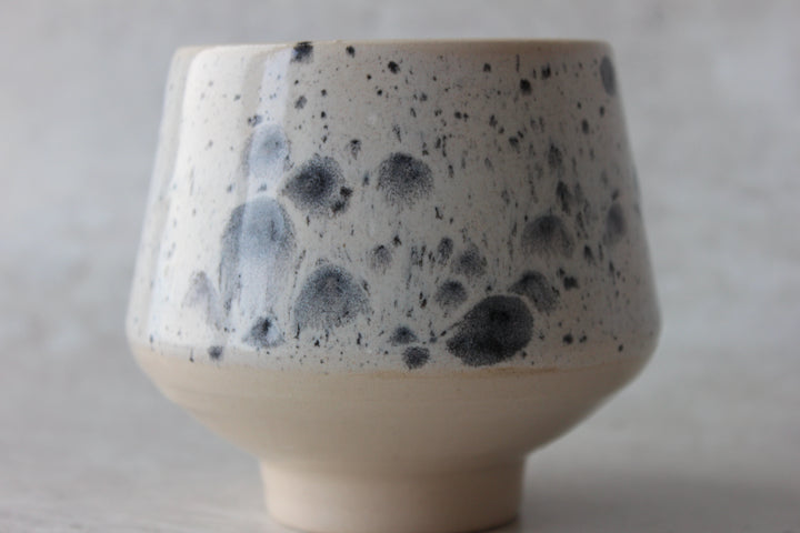 The Pedestal Cup (Ink-Spot Blue/Grey)